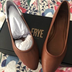 Frye Regina Ballet Flat NEW IN BOX